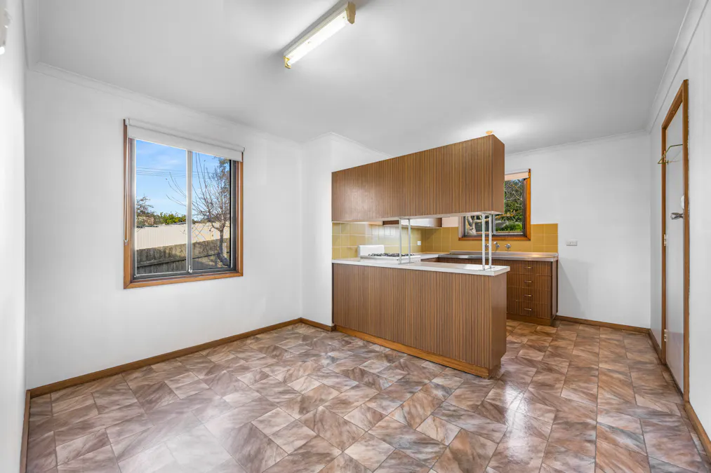 11 Gaden Street, Mount Gambier, SA, 5290 - Image 3
