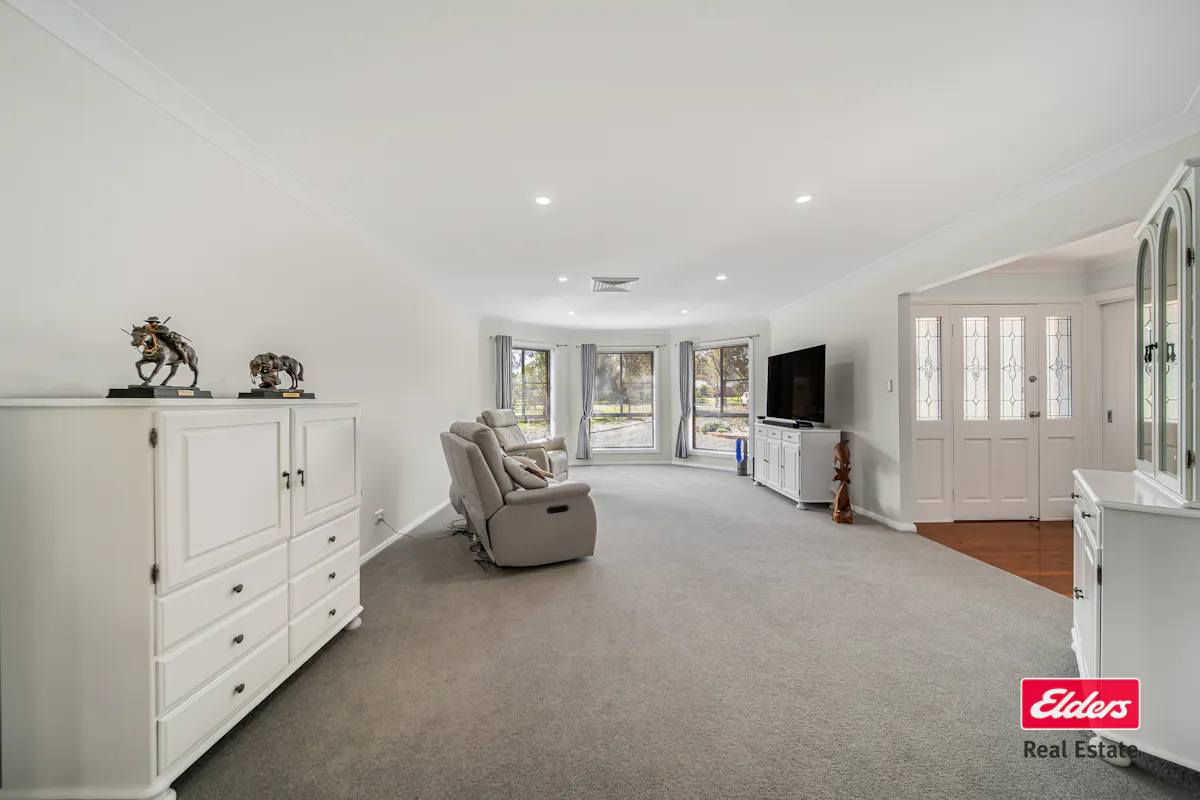 35R Debeaufort Drive — photo 3 of 20
