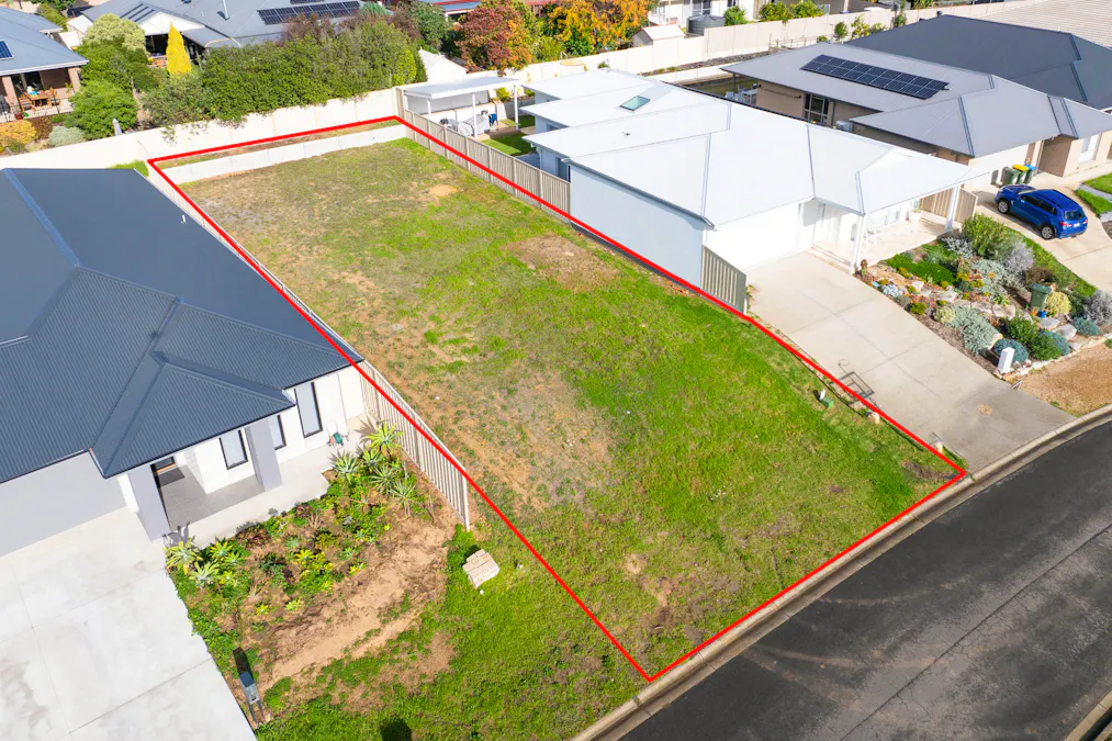 8 Kleinig Drive, Hayborough, SA, 5211 - Image 2
