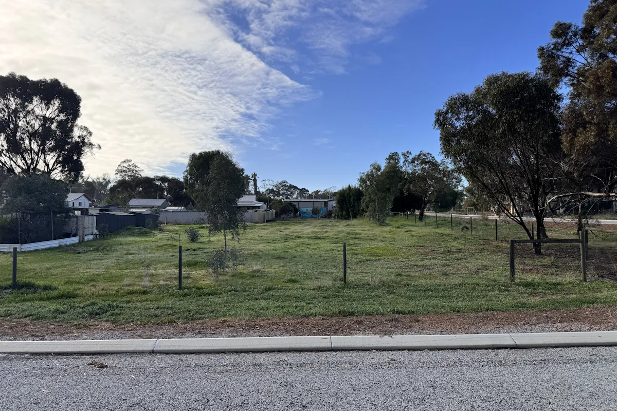 16 Poincaire Street — photo 3 of 26