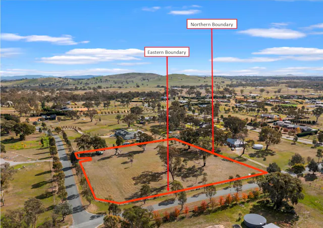 1 Parklands Avenue — photo from Elders Real Estate Yass Valley