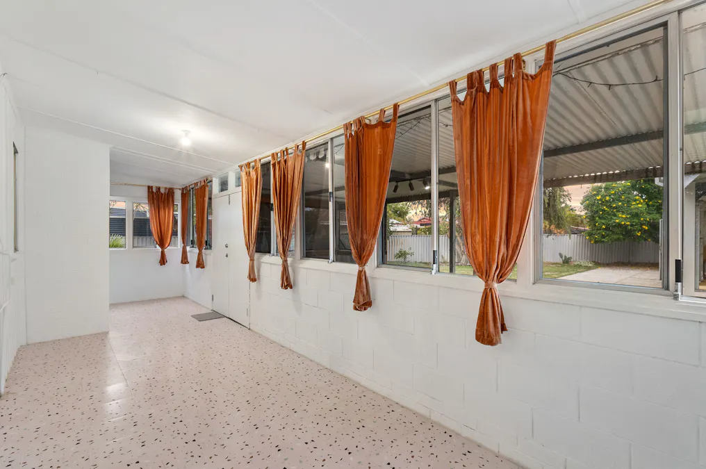 32 Fawdon Street, Safety Bay, WA, 6169 - Image 18