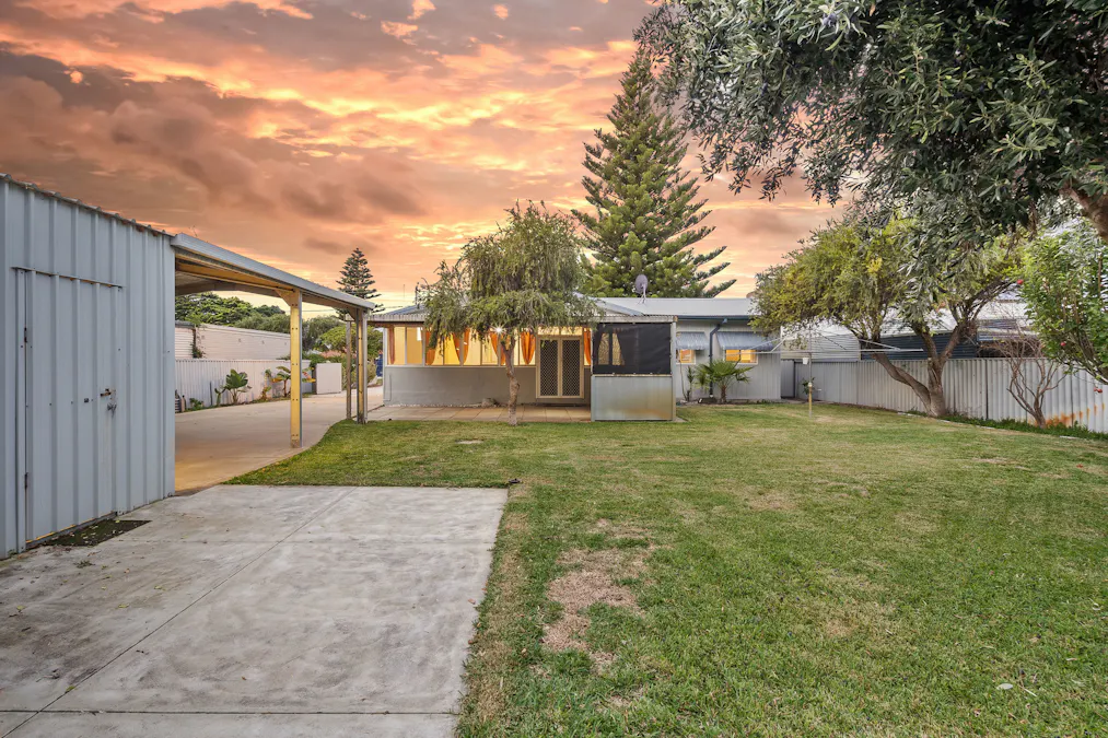 32 Fawdon Street, Safety Bay, WA, 6169 - Image 24