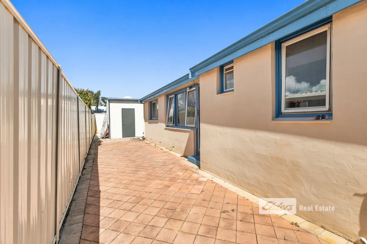 15 Ecclestone Street — photo 19 of 20