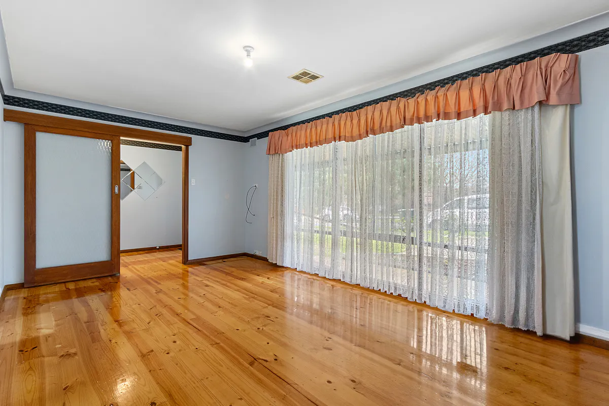 3 Lydia Avenue — photo 2 of 21