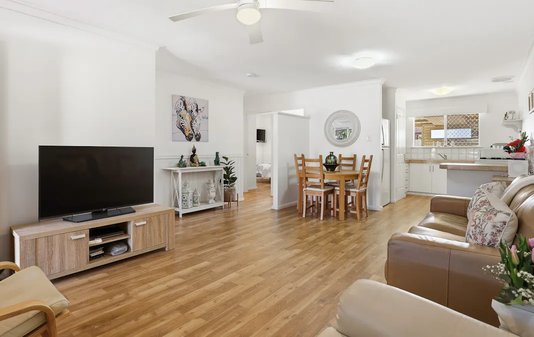2/101 Simpson Avenue, Rockingham, WA, 6168 - Image 3
