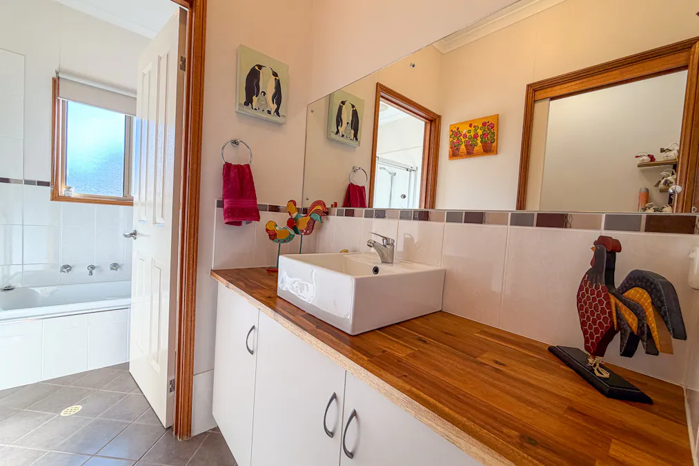 14 Jacob Street, Cowell, SA, 5602 - Image 19