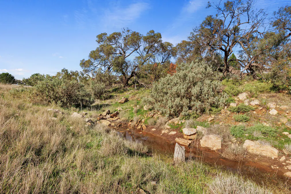 379/Aldenhoven Road, Salter Springs, SA, 5401 - Image 31