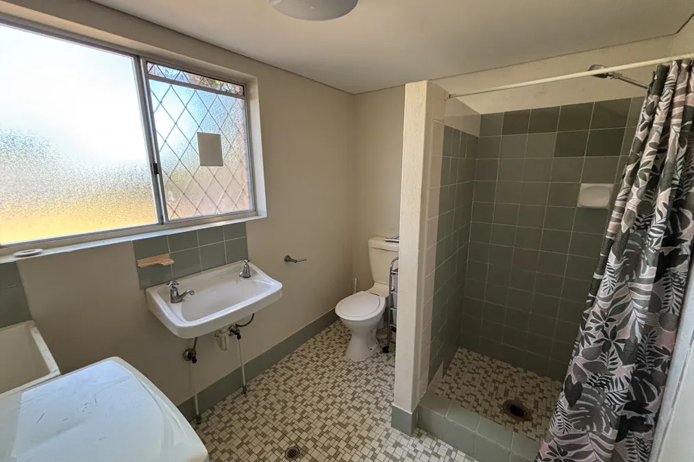 3/38 Yarroon Street, Gladstone Central, QLD, 4680 - Image 3