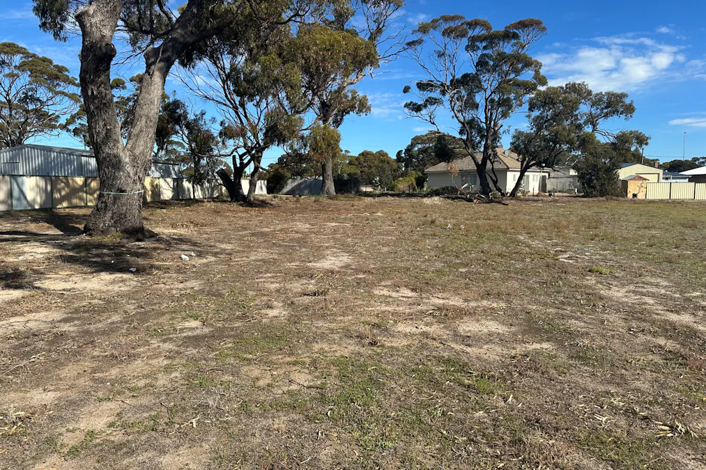 27 Whitehead Road, Gnowangerup, WA, 6335 - Image 4