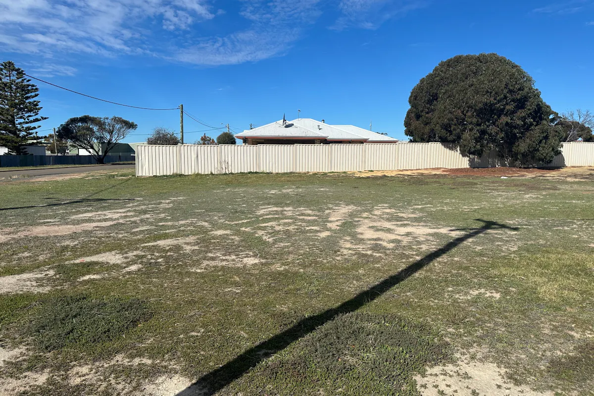 9 House Street — photo 2 of 6