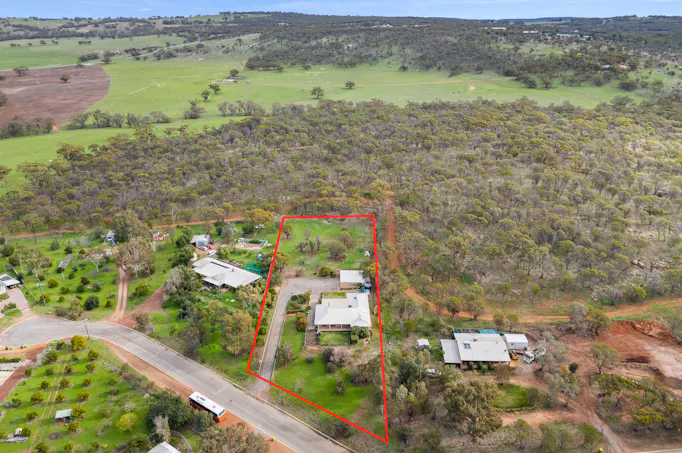 12 Purkiss Drive, Northam, WA, 6401 - Image 1
