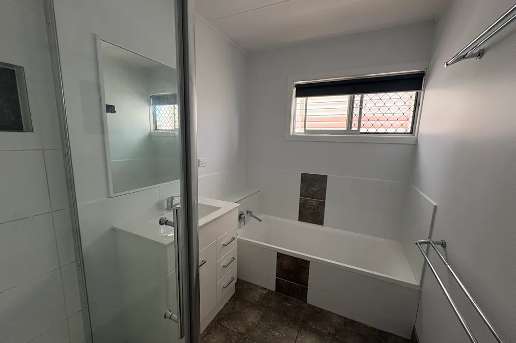 25 O'Malley Street, West Gladstone, QLD, 4680 - Image 7