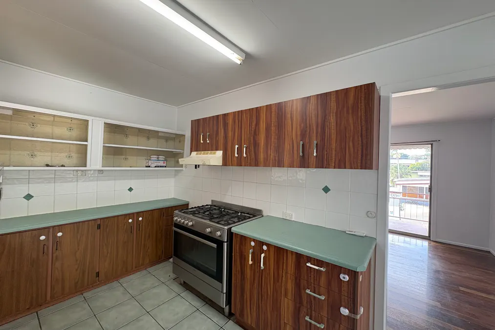25 O'Malley Street, West Gladstone, QLD, 4680 - Image 2
