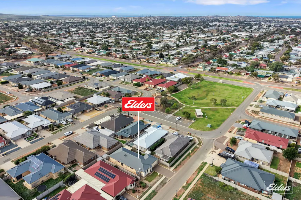 12 Fitzgerald Avenue, Whyalla Jenkins, SA, 5609 - Image 2