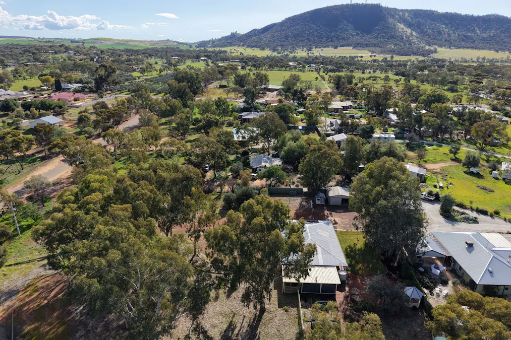 8 Ninth Road, York, WA, 6302 - Image 28