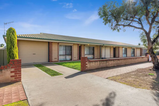 82 Sixteenth Street — photo from Elders Real Estate Riverland