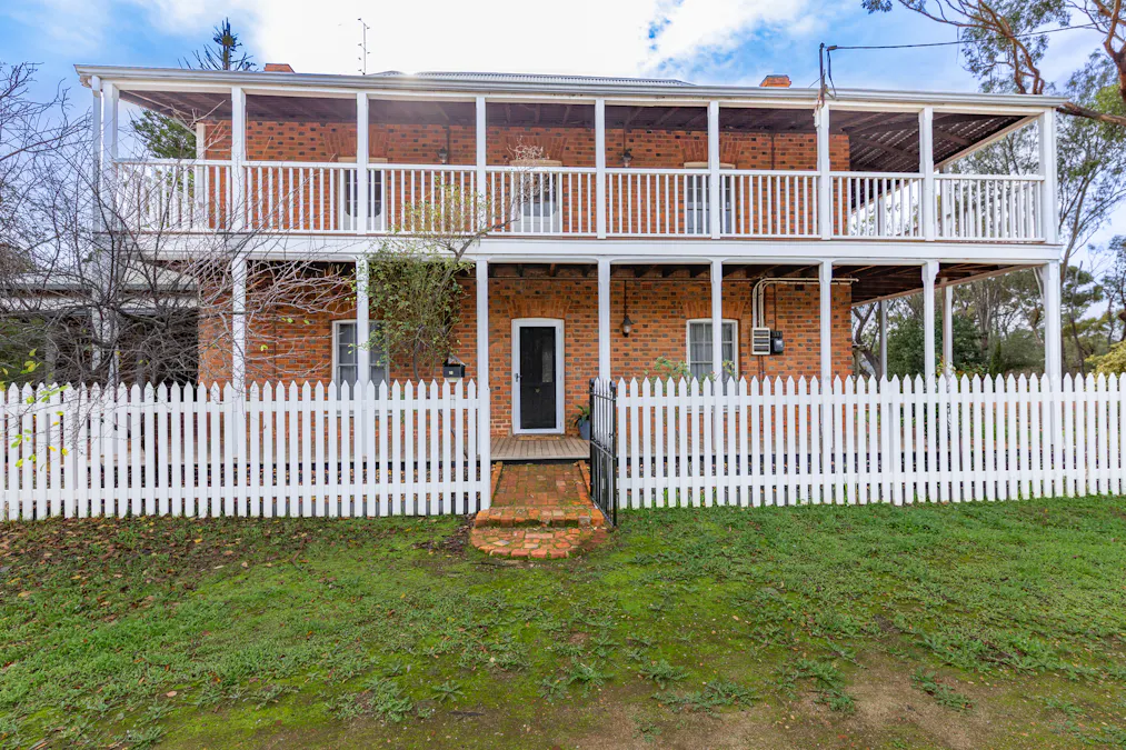 18 Avon Terrace, York, WA, 6302 - Image 30