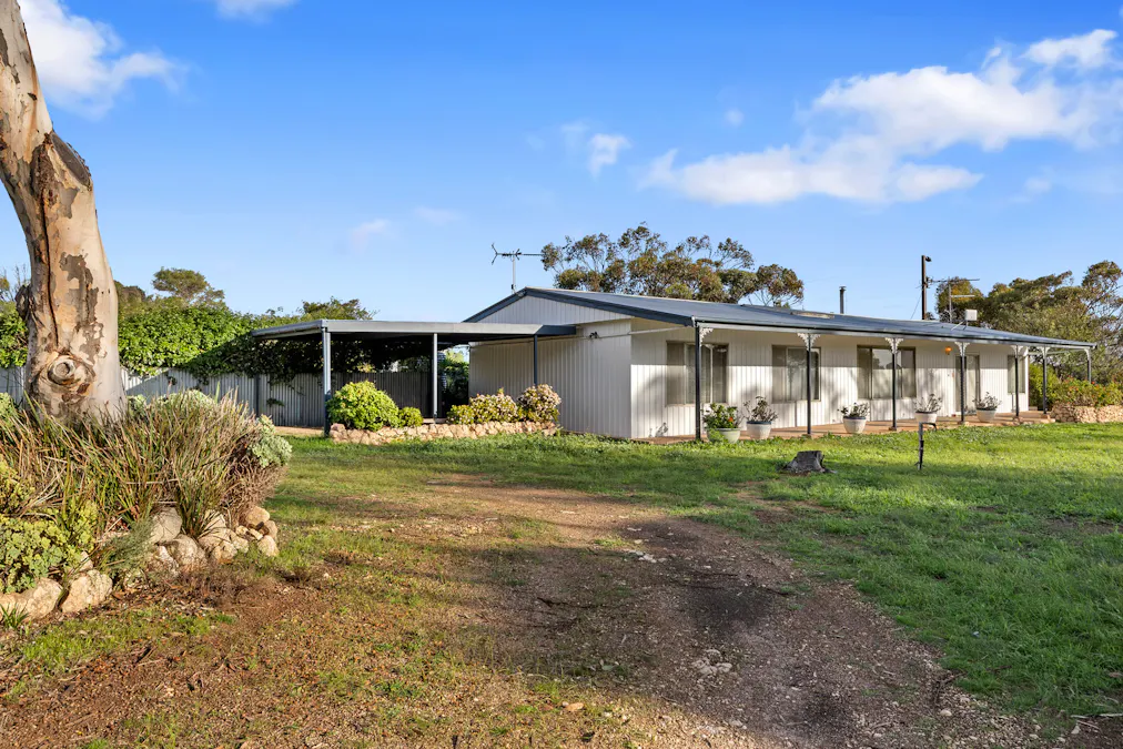 102 Blackett Road, Tailem Bend, SA, 5260 - Image 1