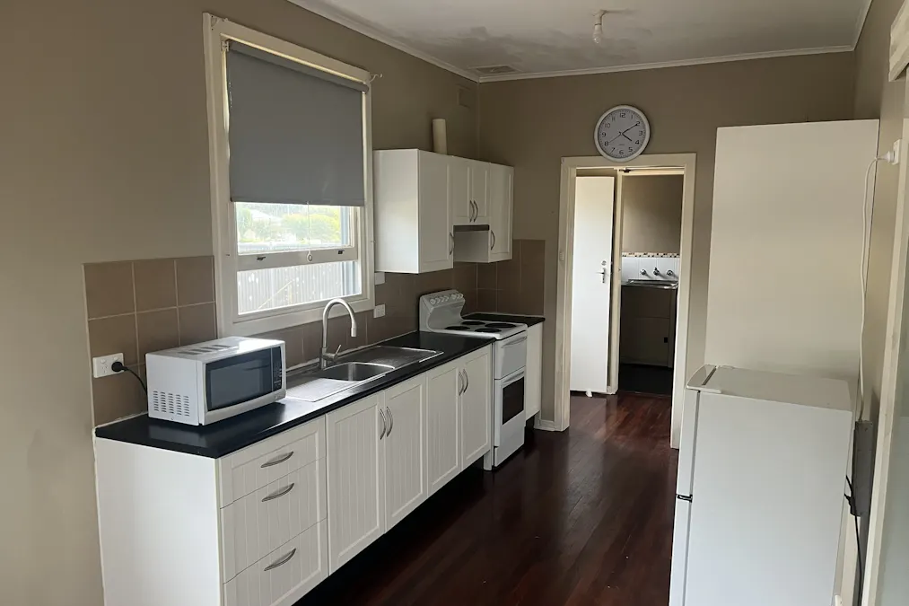 10 Corner Crescent, Naracoorte, SA, 5271 - Image 4