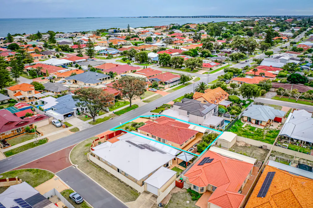 187 Fendam Street, Warnbro, WA, 6169 - Image 21