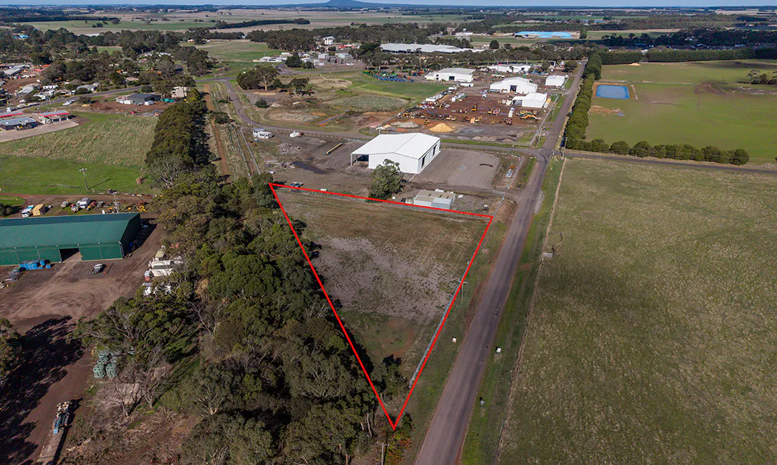 63 Wedge Street, Hamilton, VIC, 3300 - Image 5