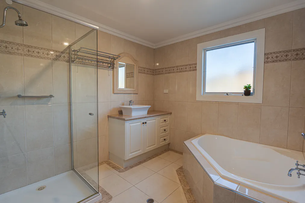 5 Kent Court, Mansfield, VIC, 3722 - Image 20