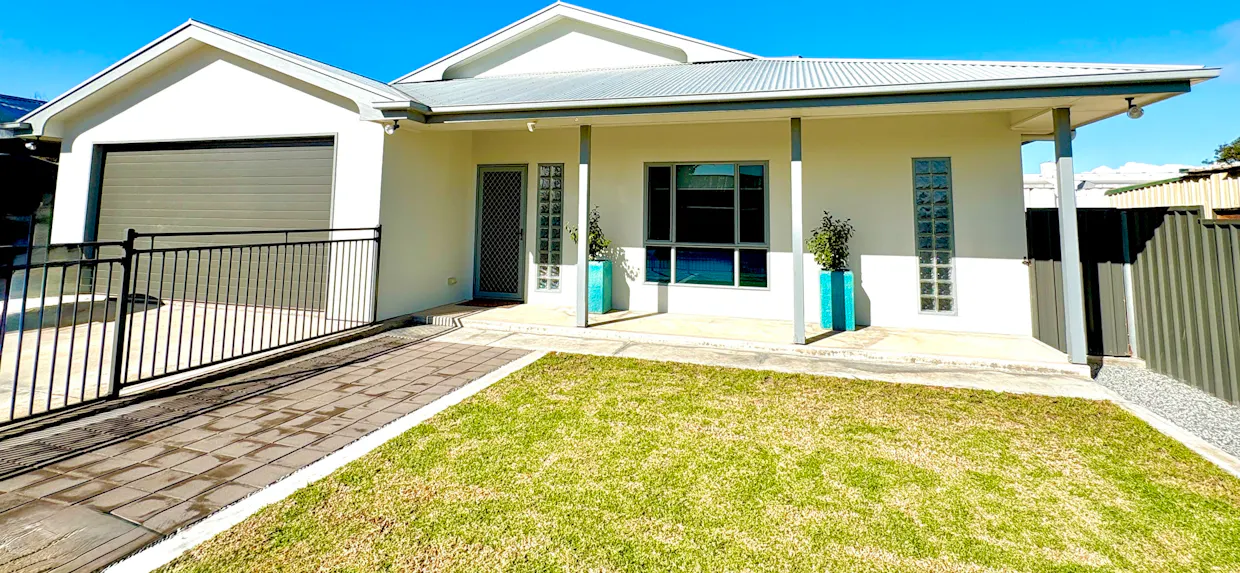 3 Poyntz Street, Thevenard, SA, 5690 - Image 1