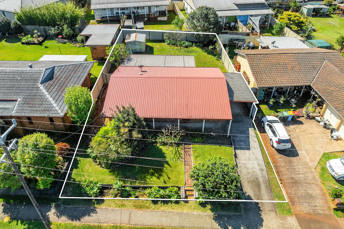 11 Simpson Avenue — photo 13 of 16