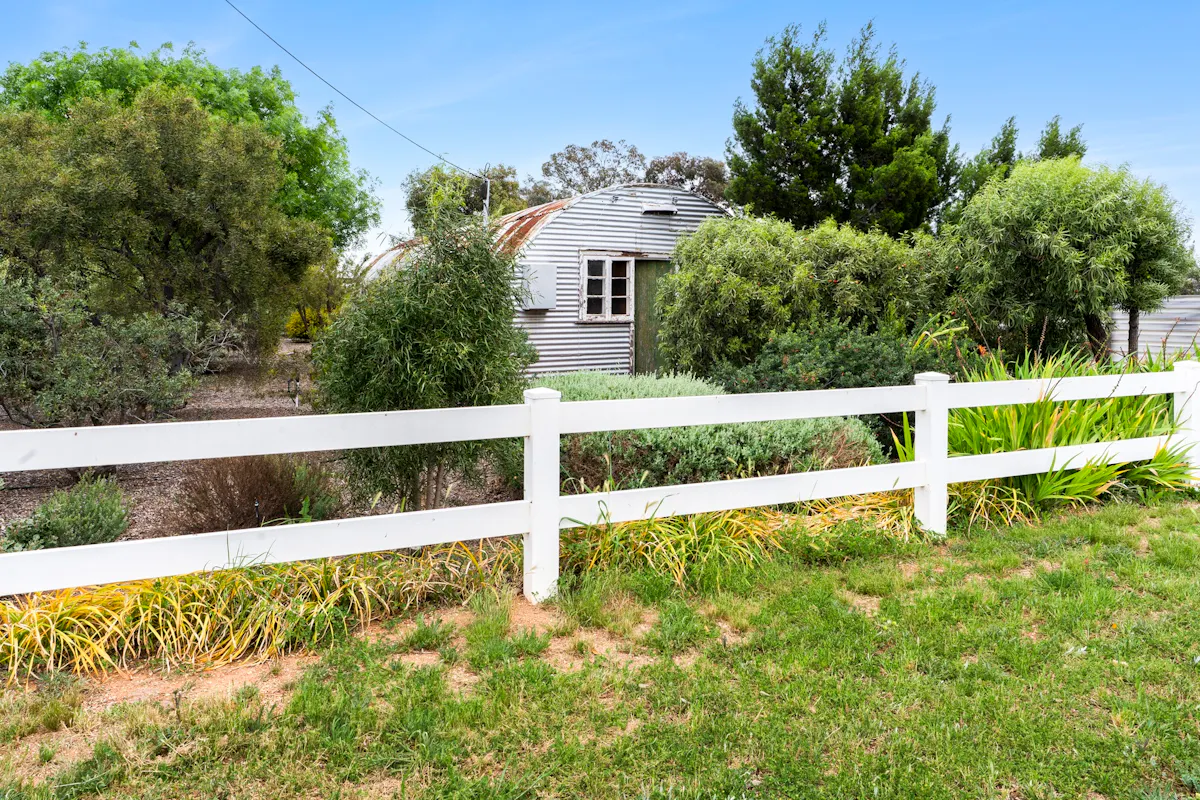 13 Keats Road — photo 11 of 15