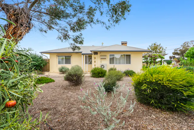 13 Keats Road — photo from Elders Real Estate Riverland