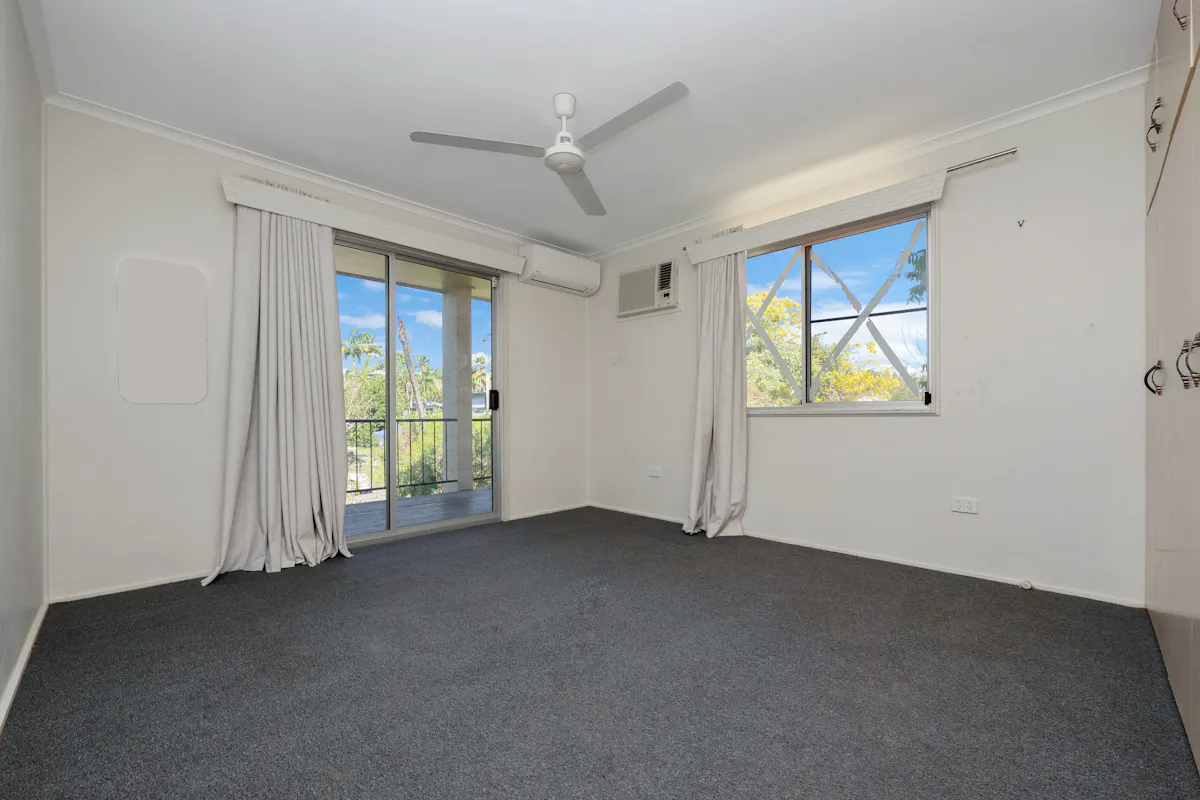 2 Jayne Court — photo 4 of 7
