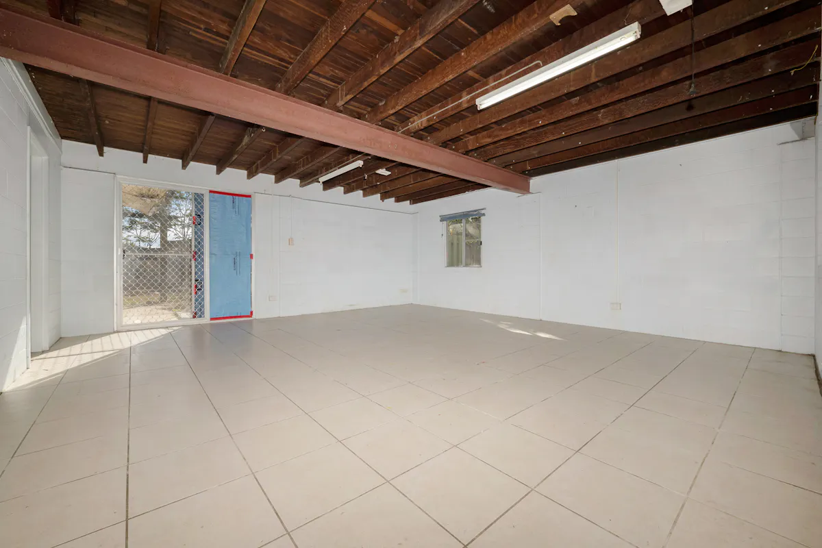2 Jayne Court — photo 6 of 7