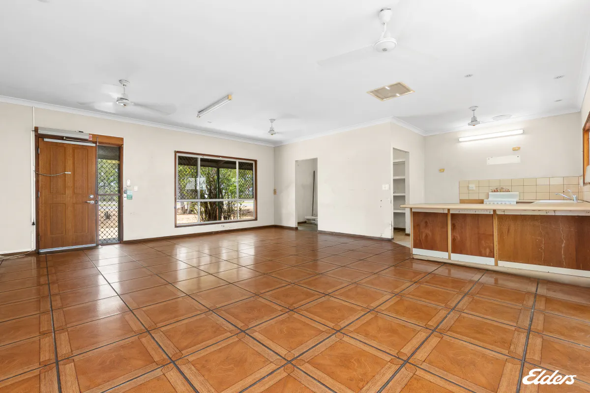 1 Raffles Road — photo 3 of 19