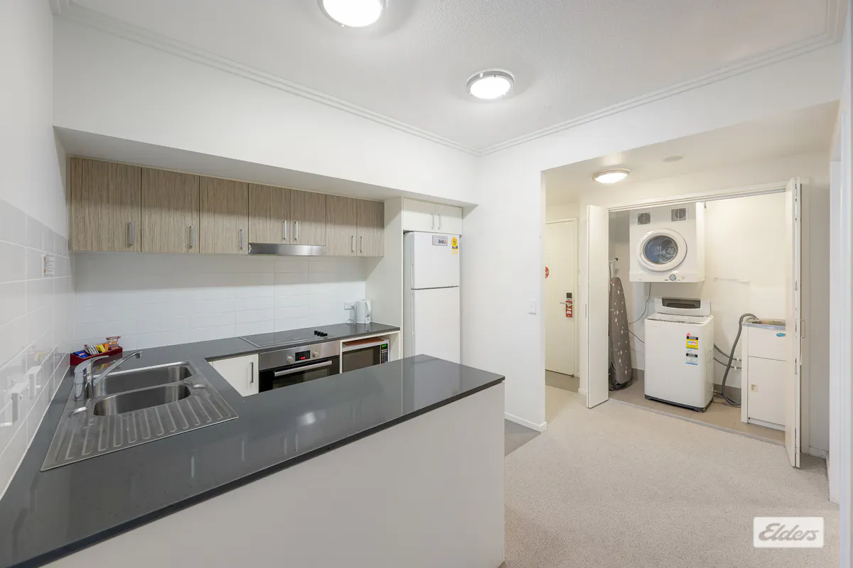 415/52 Oaka Lane — photo 11 of 15