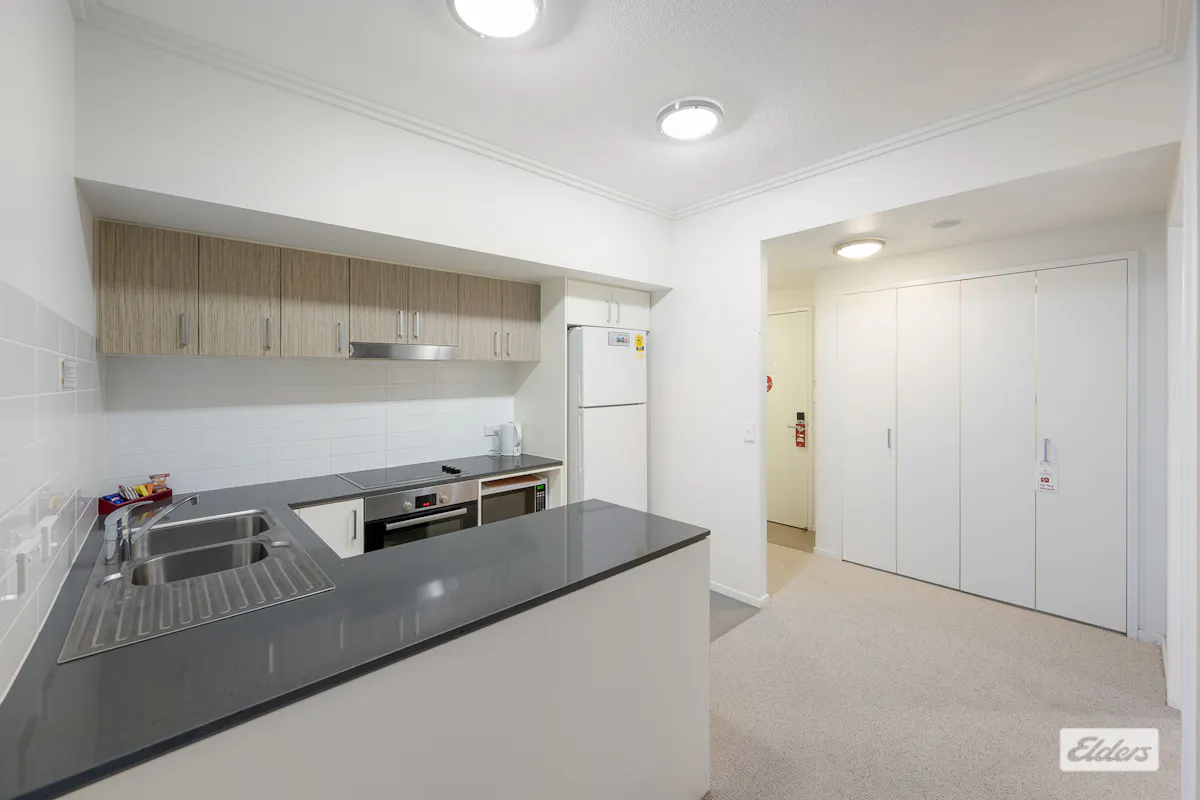 415/52 Oaka Lane — photo 3 of 15