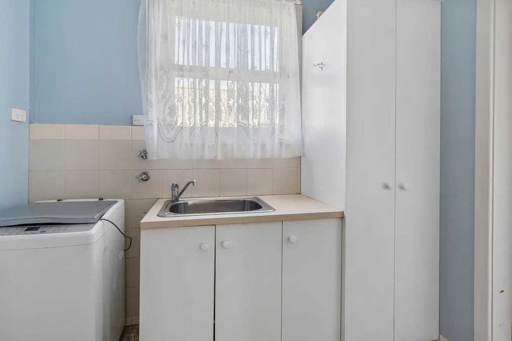 8 Harbour View Terrace, Victor Harbor, SA, 5211 - Image 15