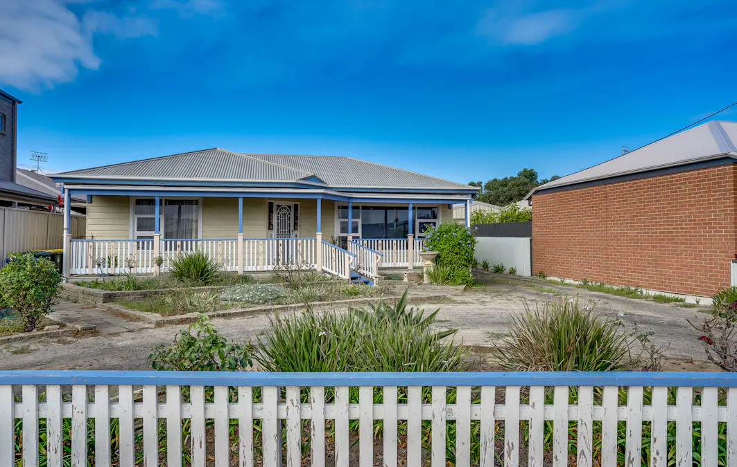 8 Harbour View Terrace, Victor Harbor, SA, 5211 - Image 3