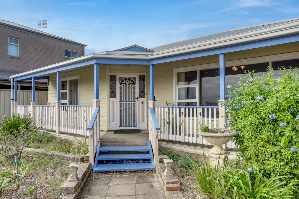 8 Harbour View Terrace, Victor Harbor, SA, 5211 - Image 4