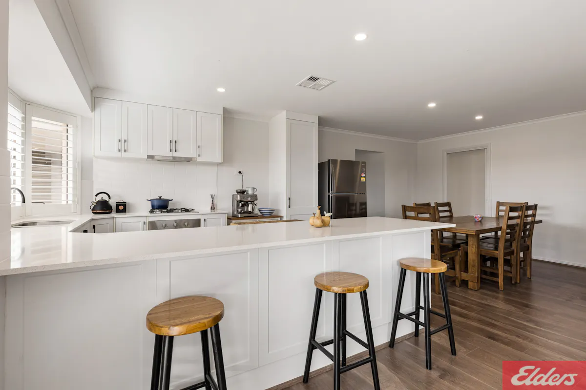 9 Heuzenroeder Road — photo 10 of 25