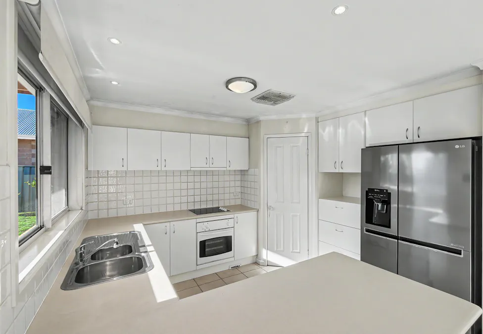 23 Somerset Crescent, Mansfield, VIC, 3722 - Image 10
