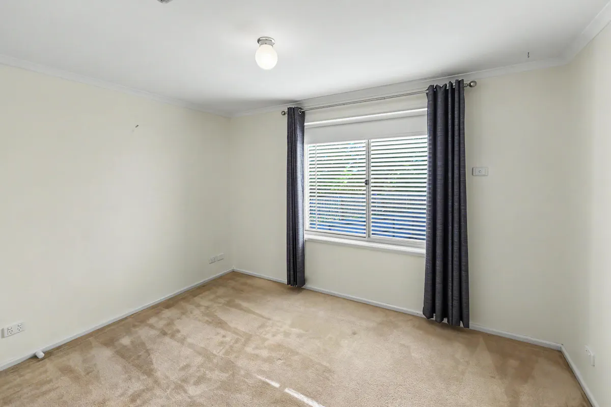 23 Somerset Crescent — photo 19 of 28