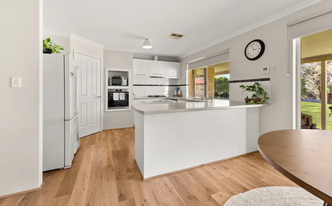 29 Shier Rise, Burekup, WA, 6227 - Image 5