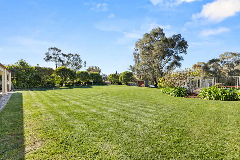 29 Shier Rise, Burekup, WA, 6227 - Image 18