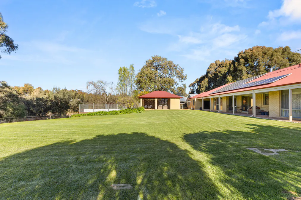 29 Shier Rise, Burekup, WA, 6227 - Image 22