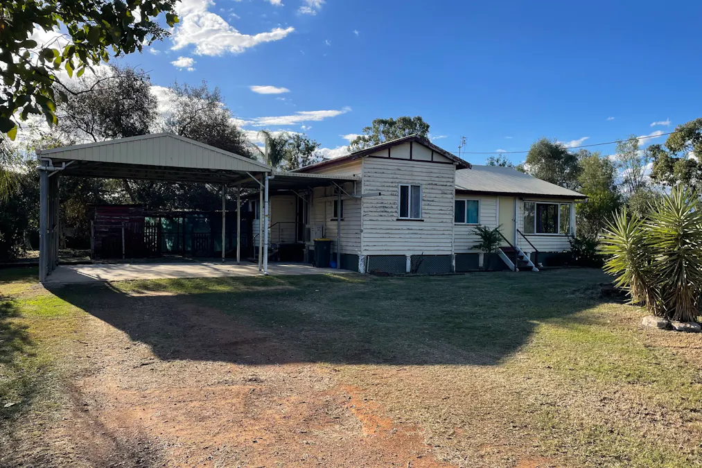 37 Queen Street, Jandowae, QLD, 4410 - Image 1