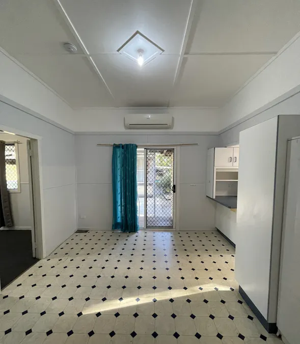 37 Queen Street, Jandowae, QLD, 4410 - Image 3