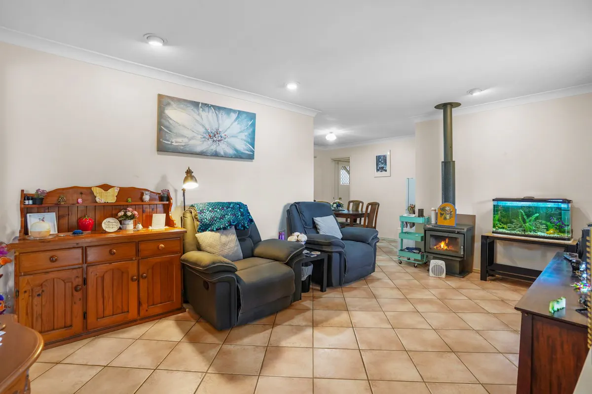12 Mirage Street — photo 2 of 21