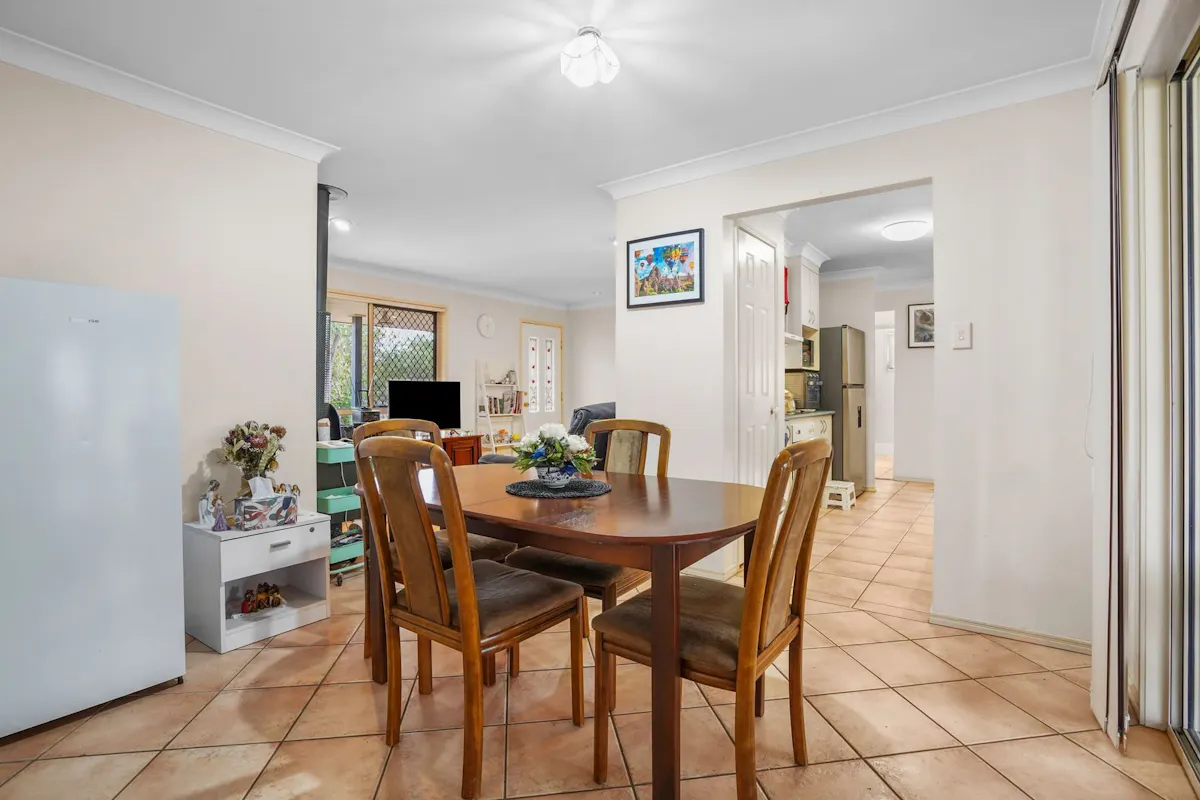 12 Mirage Street — photo 7 of 21