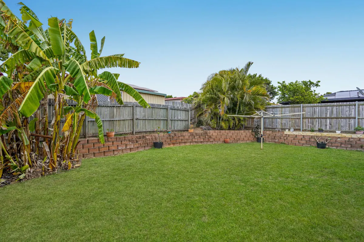 12 Mirage Street — photo 18 of 21
